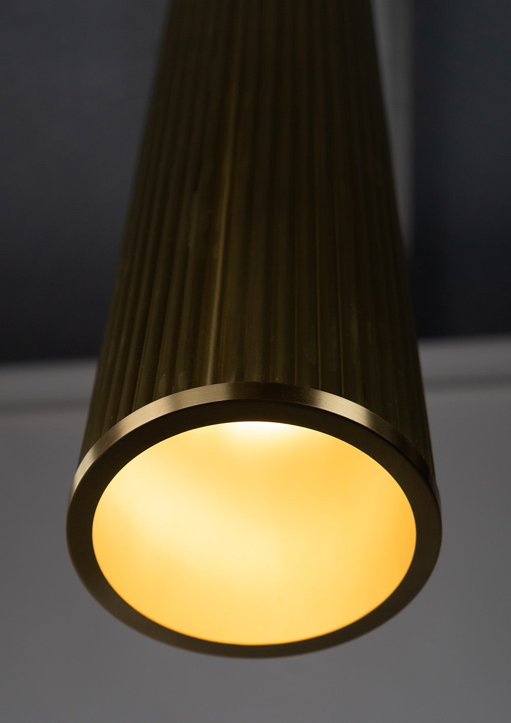 Modern Pendant Light 02-56 Bs